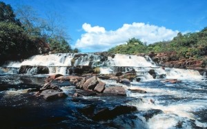 cachoeira_de_baixo Mexer