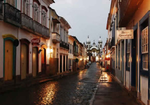Aluguel de van para São João Del Rey