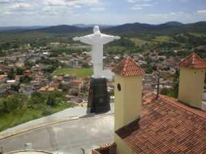 Locação de van para Esmeraldas